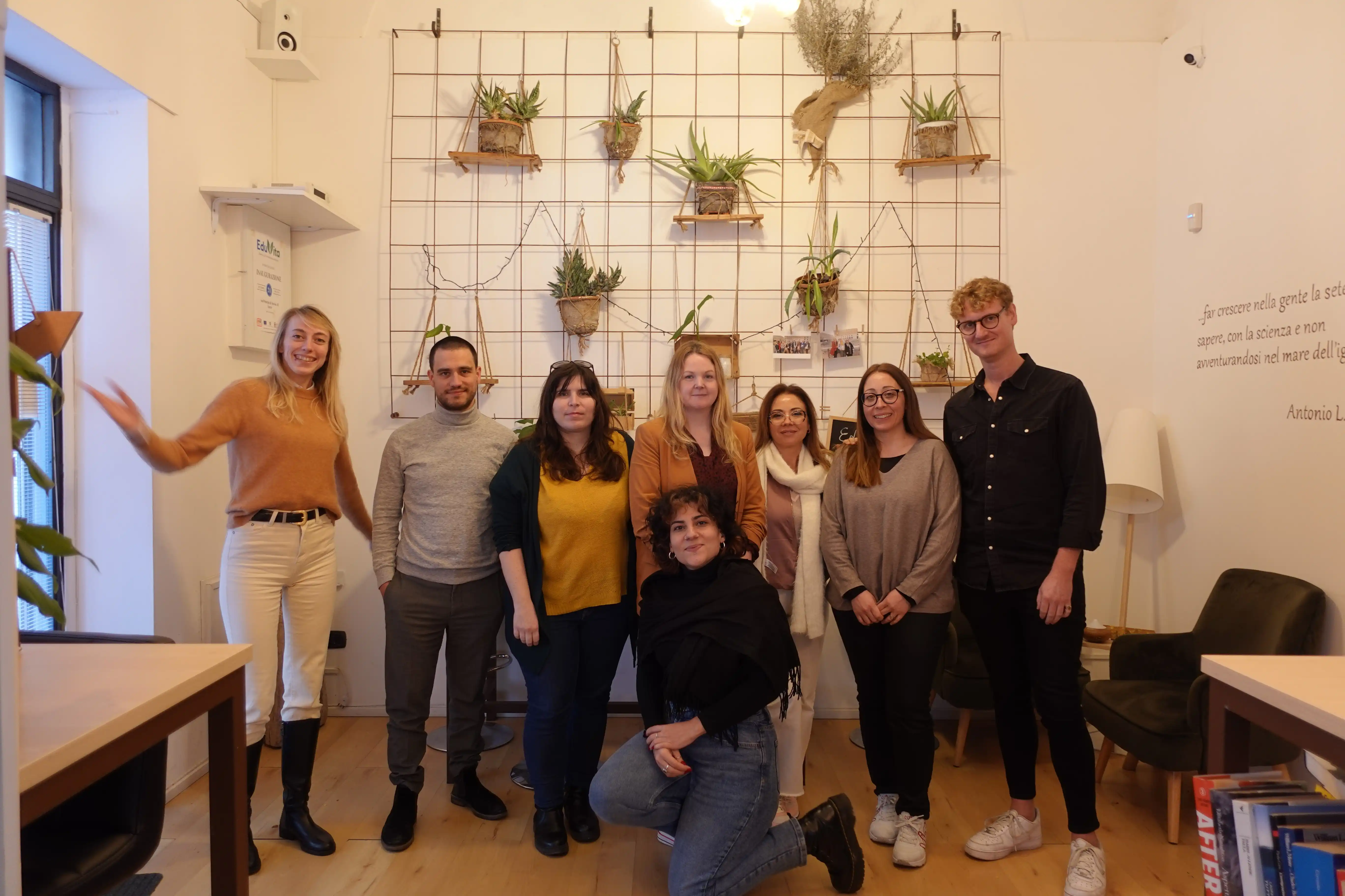 ESCAPERS group photo with partners